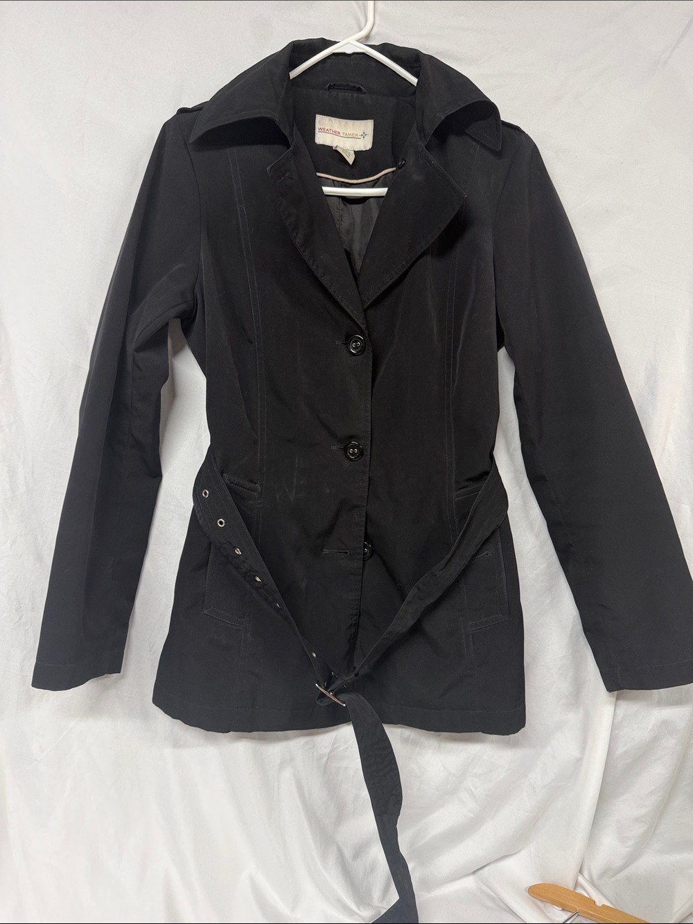 Classic Black Tailored Trench Coat with Belt